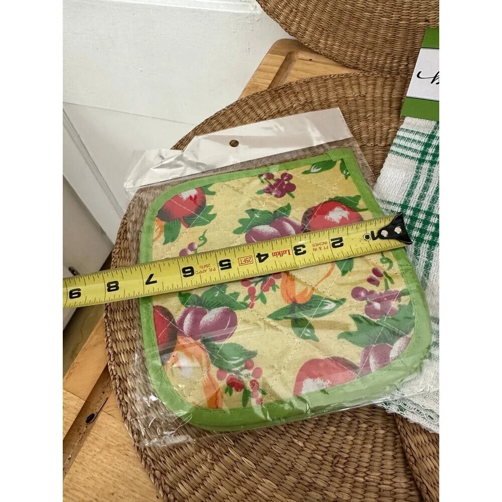 Two piece kitchen set, oven & dish towel